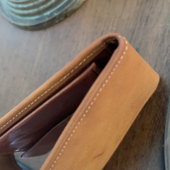 Vintage Women’s Coach French Wallet EXCELLENT CONDITION! - Picture 8 of 9